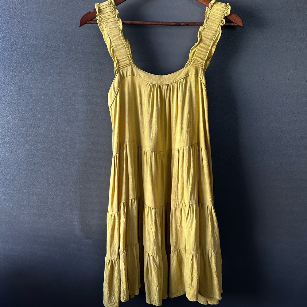Ruffle Sleeved Tank Style Dress